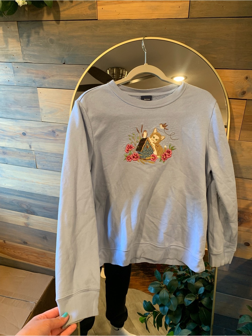 Basic Editions Light Blue Crewneck Sweatshirt with Embroidered Animal Motif